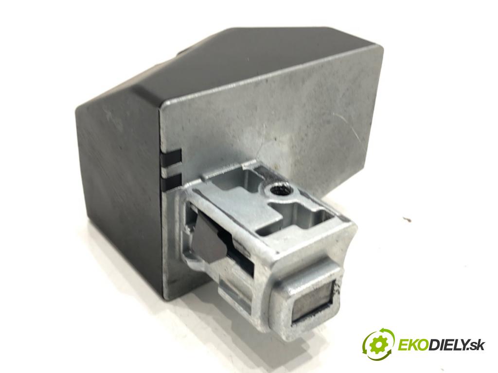 PEUGEOT 508 I (8D_) 2010 - 2018    1.6 HDi 84 kW [115 KM] olej napędowy 2012 - 2018  blokáda volantu 9807502980 (Ostatné)