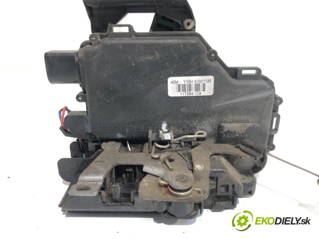 VW PASSAT B5.5 (3B3) 2000 - 2005    1.9 TDI 96 kW [130 KM] olej napędowy 2000 - 2005  zámok dveře levý zadní část 3B4839015M