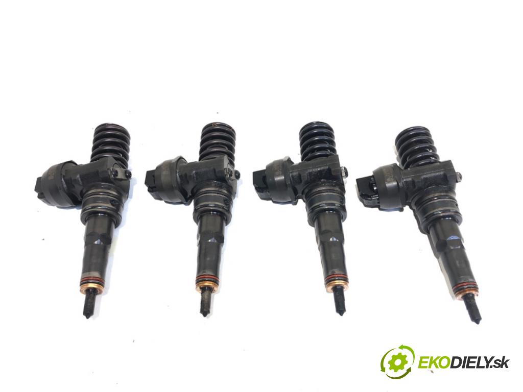 VW PASSAT B5.5 (3B3) 2000 - 2005    1.9 TDI 96 kW [130 KM] olej napędowy 2000 - 2005  vstrekovače 038130073BA