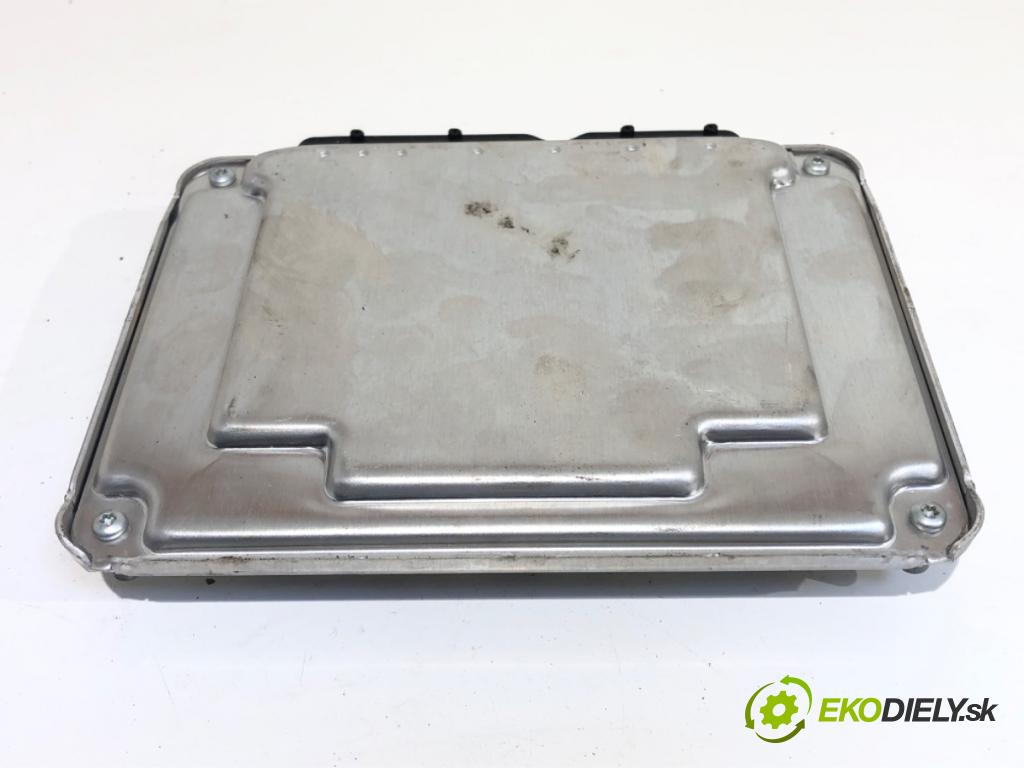 VW PASSAT B5.5 (3B3) 2000 - 2005    1.9 TDI 96 kW [130 KM] olej napędowy 2000 - 2005  riadiaca jednotka Motor 038906019KE (Riadiaca jednotka)