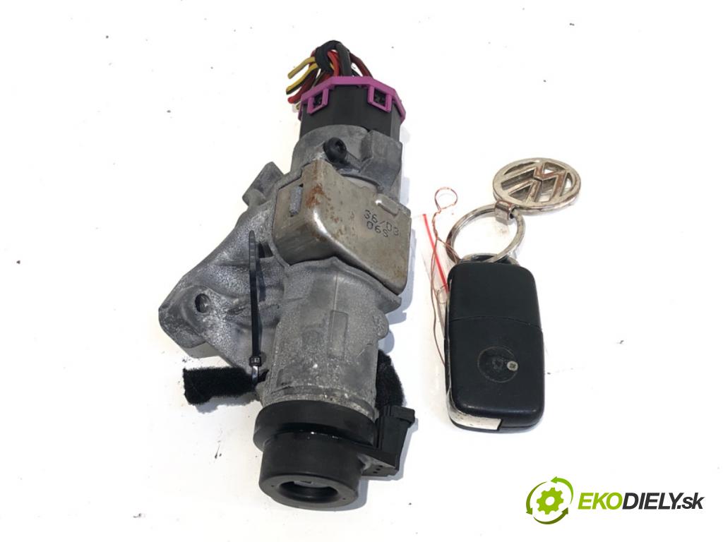 VW PASSAT B5.5 (3B3) 2000 - 2005    1.9 TDI 96 kW [130 KM] olej napędowy 2000 - 2005  spinačka 4B0905851C (Spínacia skrinka a kľúč)