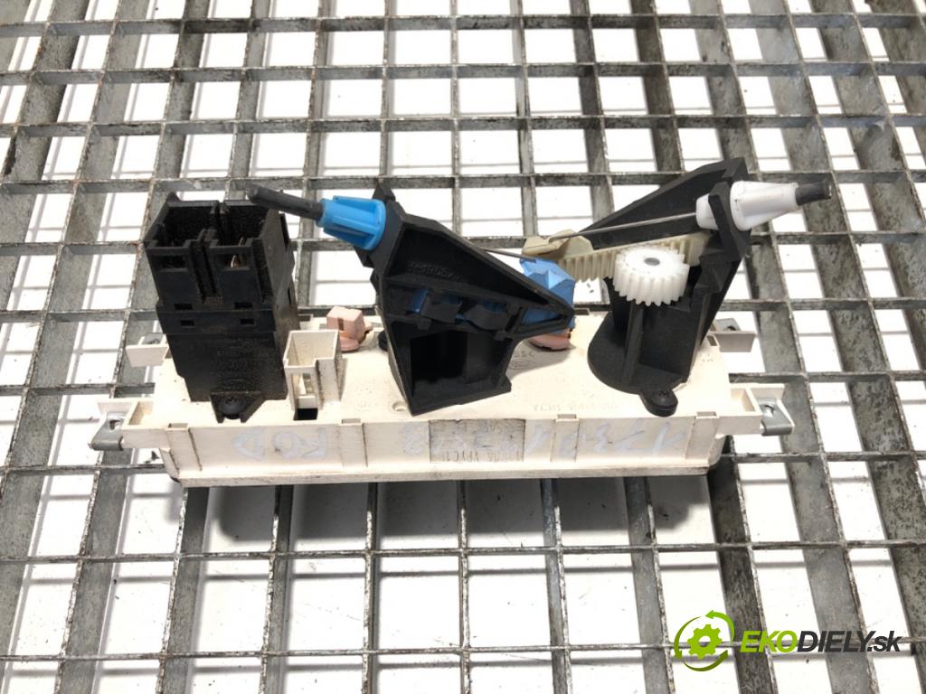 FORD TRANSIT Autobus (FD_ _, FB_ _, FS_ _, FZ_ _, FC_ _) 2000 - 2006    2.0 DI (F_E_, F_F_, F_G_) 74 kW [100 KM] olej napędowy 2000 - 2006  Panel ovládania kúrenia YC1H-18D451A (Prepínacie páčky pod volantom)