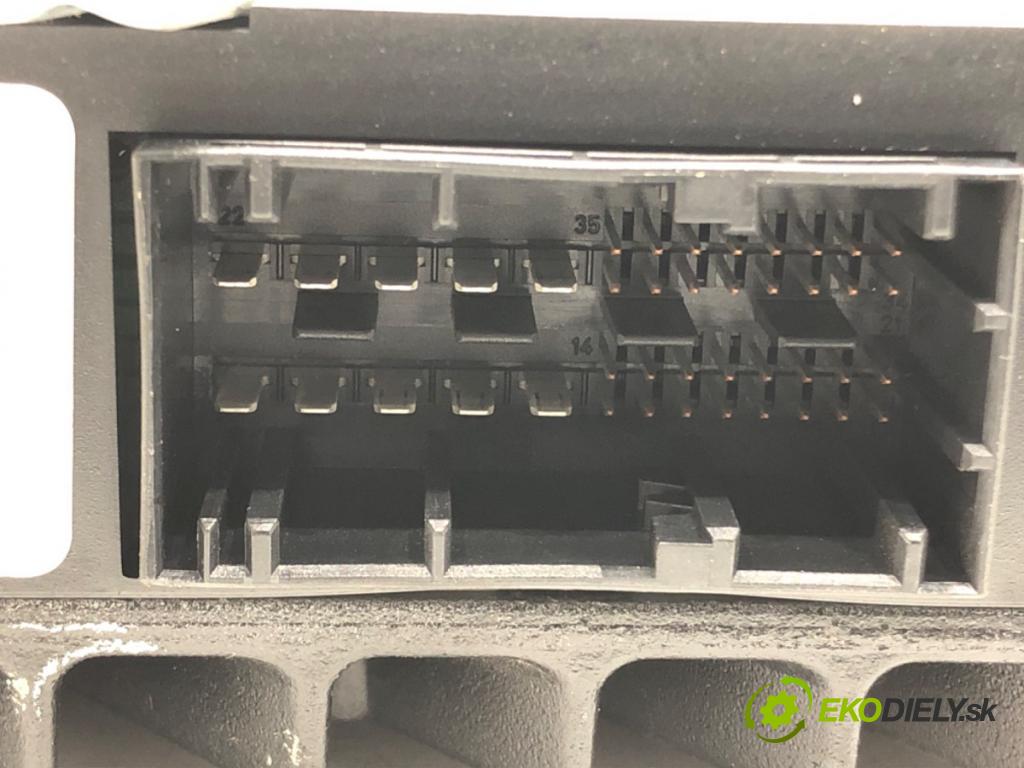 BMW 1 (E87) 2003 - 2013    116 i 85 kW [115 KM] benzyna 2004 - 2011  Zosilňovač 6952630 (Zosilňovač)