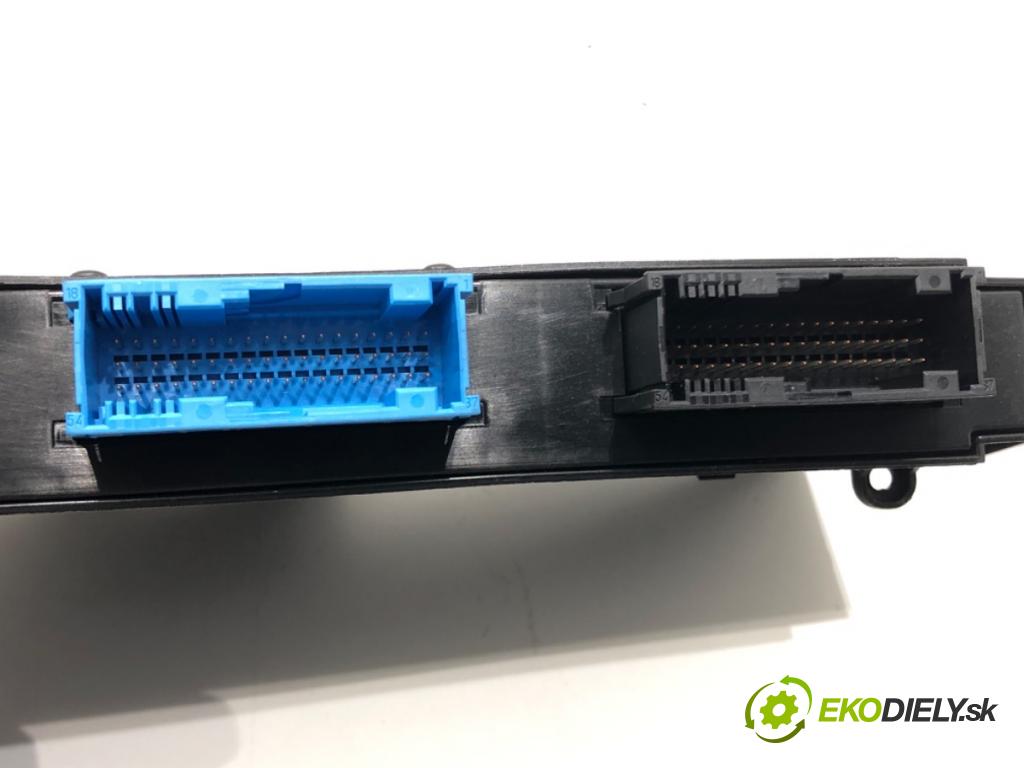 BMW 1 (E87) 2003 - 2013    116 i 85 kW [115 KM] benzyna 2004 - 2011  Modul komfortu 6955002 (Modul komfortu)