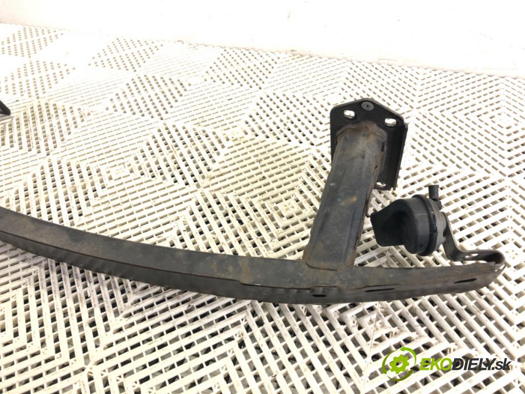 BMW 1 (E87) 2003 - 2013    116 i 85 kW [115 KM] benzyna 2004 - 2011  výztuha nárazníka přední část 51117058450 (Výztuhy přední)