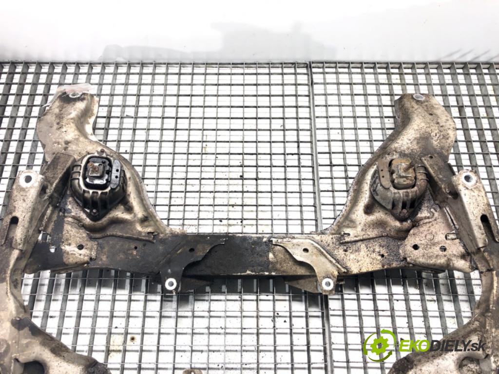 BMW 1 (E87) 2003 - 2013    116 i 85 kW [115 KM] benzyna 2004 - 2011  výztuha pod motor  (Výztuhy přední)