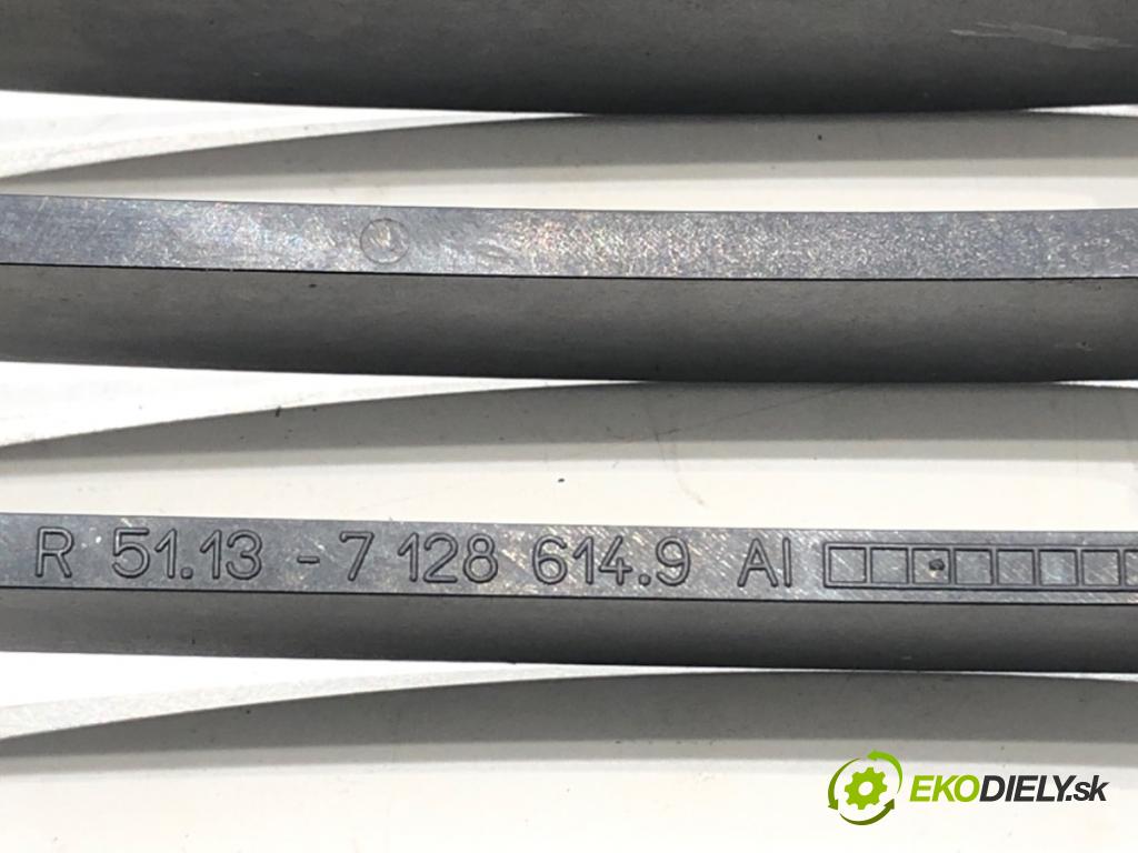 BMW 1 (E87) 2003 - 2013    116 i 85 kW [115 KM] benzyna 2004 - 2011  mřížka maska 7128614 7128613 (Mřížky (masky) chladičů)