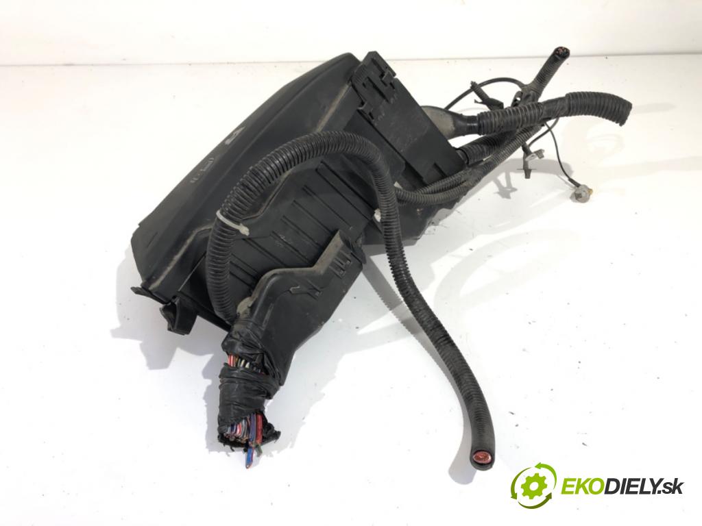 FORD MONDEO IV (BA7) 2007 - 2015    1.8 TDCi 92 kW [125 KM] olej napędowy 2007 - 2015  modul BSI  (Pojistkové skříňky)