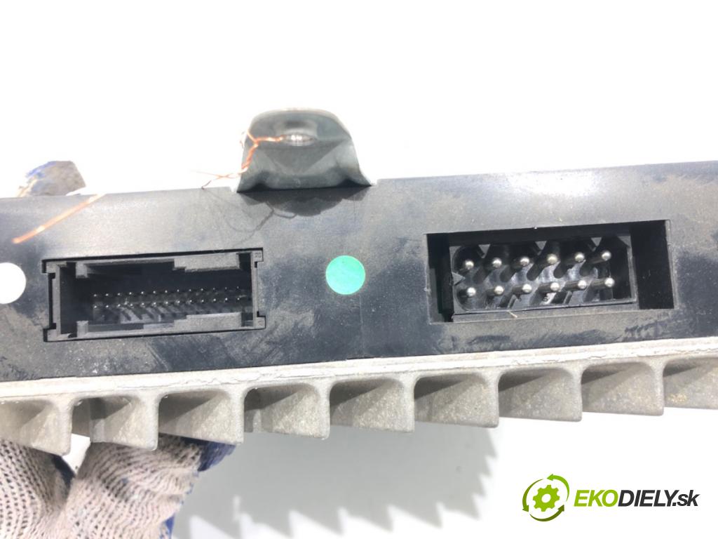 BMW 5 Touring (E39) 1996 - 2004    530 d 135 kW [184 KM] olej napędowy 1998 - 2000  Zosilňovač 8362174 (Zosilňovač)