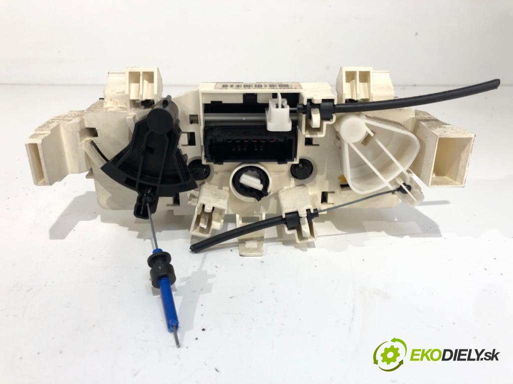 CITROEN C3 I (FC_, FN_) 2002 - 2022    1.4 i 54 kW [73 KM] benzyna 2002 - 2010  Panel ovládania kúrenia F664479W (Prepínač/spínač/tlačidlo a ovládač kúrenia)