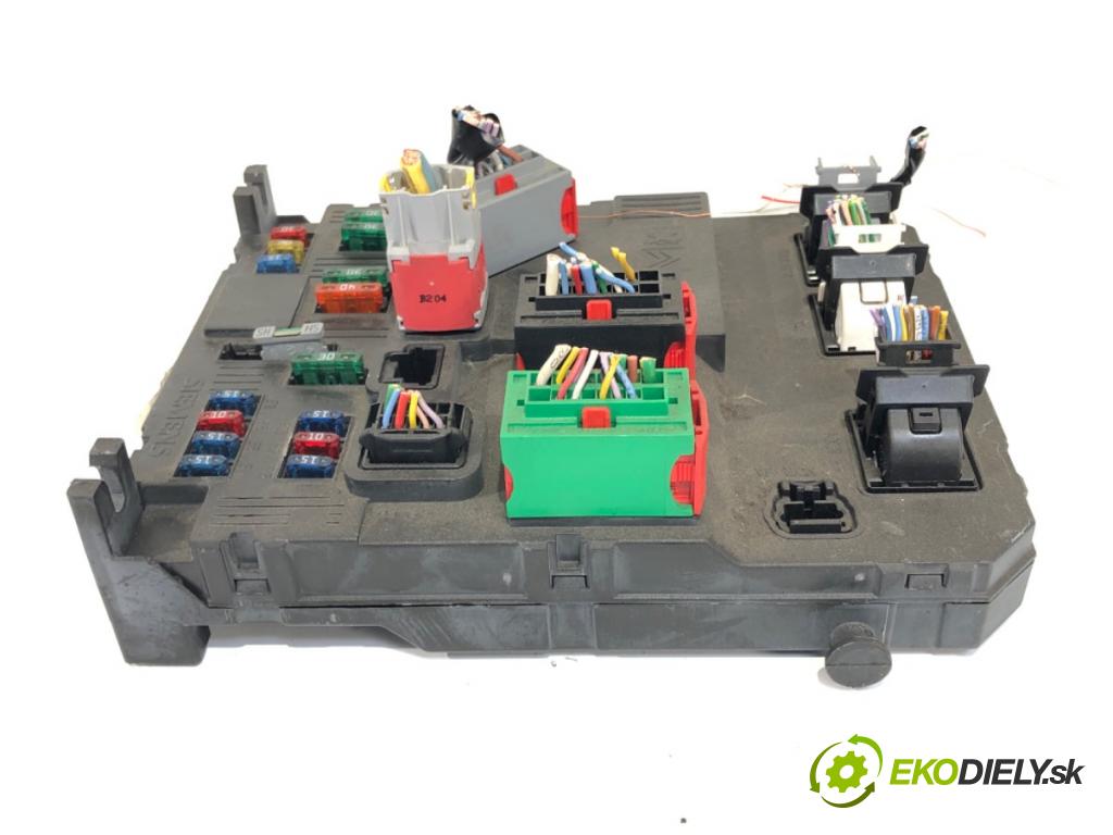 CITROEN C3 I (FC_, FN_) 2002 - 2022    1.4 i 54 kW [73 KM] benzyna 2002 - 2010  modul BSI 9646775180 (Pojistkové skříňky)