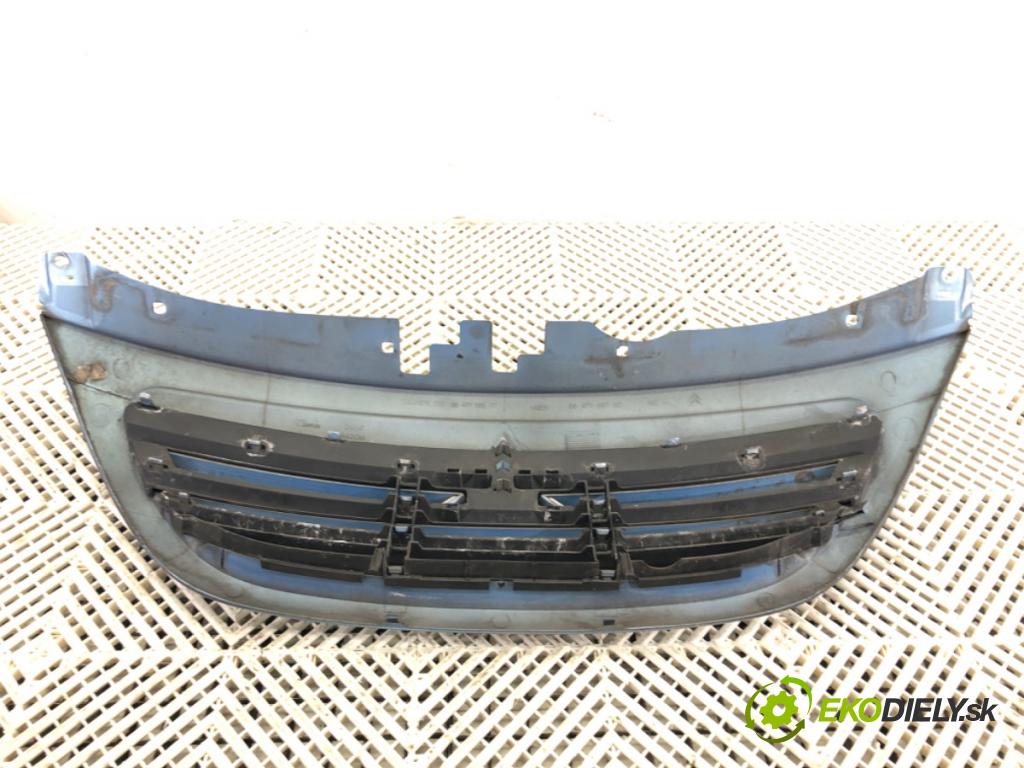CITROEN C3 I (FC_, FN_) 2002 - 2022    1.4 i 54 kW [73 KM] benzyna 2002 - 2010  mřížka maska 9647156780 (Mřížky (masky) chladičů)