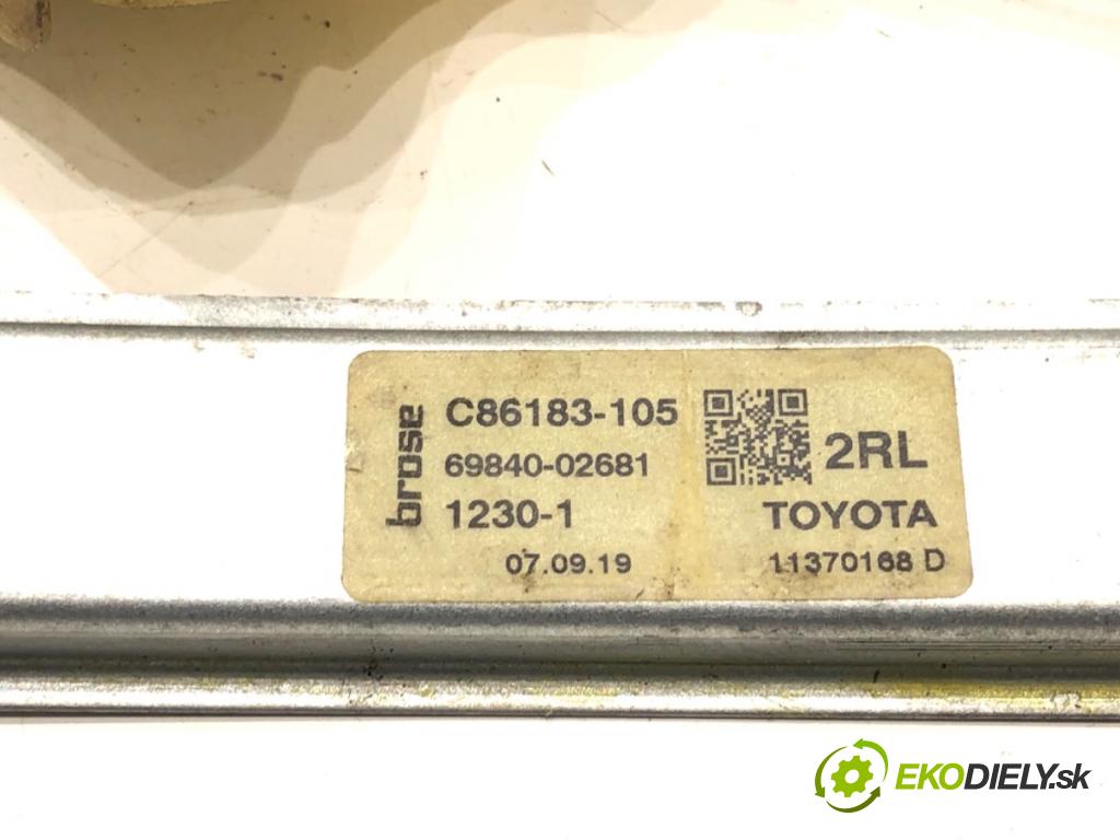 TOYOTA COROLLA liftback (_E21_) 2018 - 2022    2.0 Hybrid (MZEH12) 135 kW [184 KM] Hybryda silnik benzynowy / elektryczny 2021 - 2022  mechanismus okna levý zadní část 69840-02681