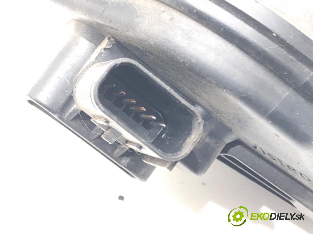 FORD FOCUS C-MAX (DM2) 2003 - 2007    1.8 88 kW [120 KM] benzyna 2003 - 2007  Škrtiaca klapka VP2S6U-9E928-AA (Škrtiaca klapka)