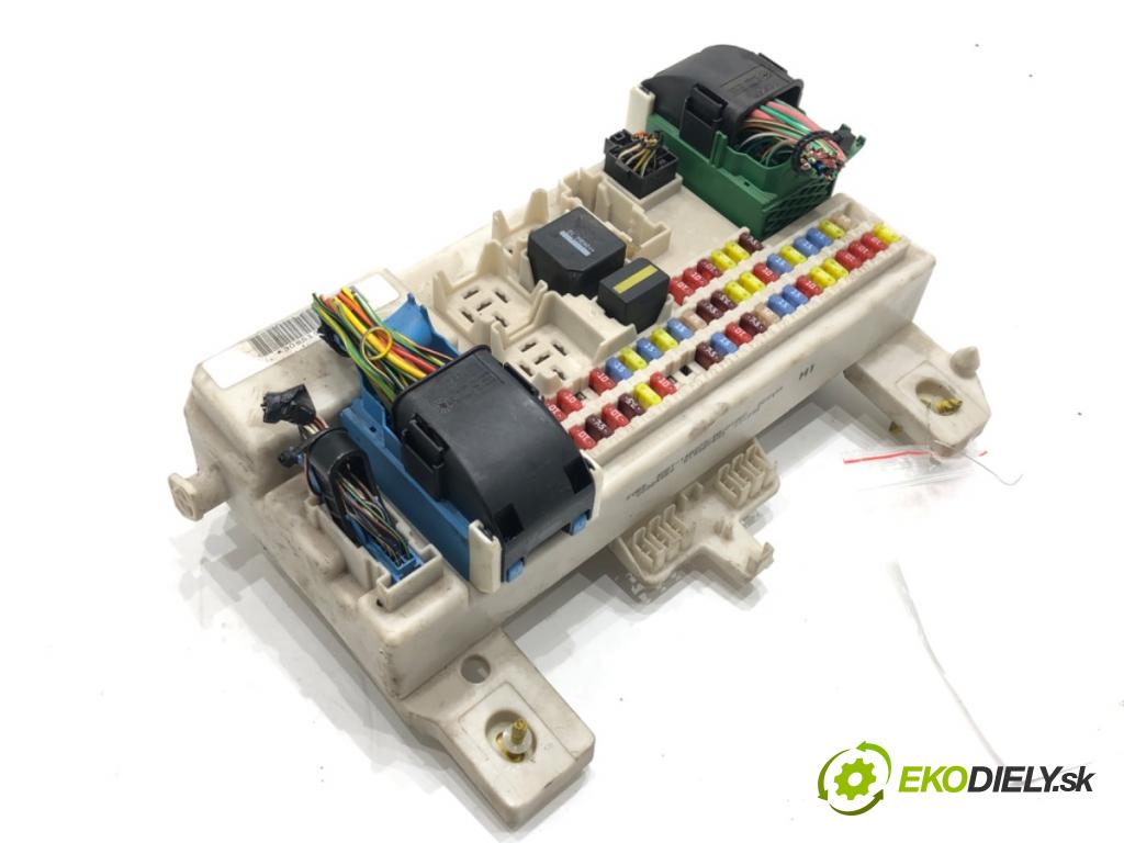 FORD FOCUS C-MAX (DM2) 2003 - 2007    1.8 88 kW [120 KM] benzyna 2003 - 2007  modul BSI 3M5T14014CPA (Pojistkové skříňky)