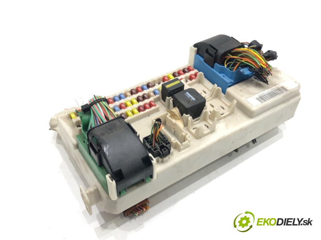 FORD FOCUS C-MAX (DM2) 2003 - 2007    1.8 88 kW [120 KM] benzyna 2003 - 2007  modul BSI 3M5T14014CPA (Pojistkové skříňky)