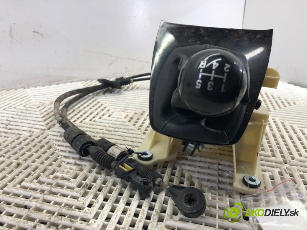 FORD FOCUS C-MAX (DM2) 2003 - 2007    1.8 88 kW [120 KM] benzyna 2003 - 2007  Kulisa 3M5R-7K397-HD (Rýchlostná páka (kulisa))