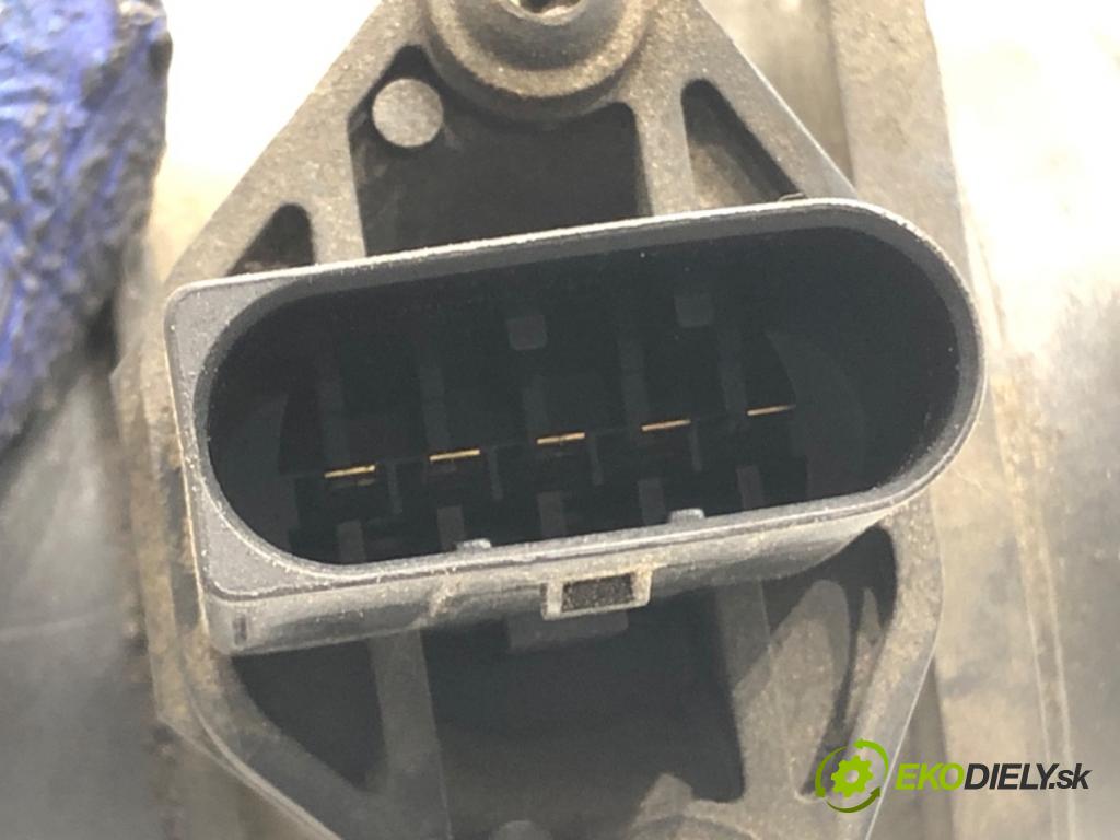 AUDI A4 B6 (8E2) 2000 - 2005    1.9 TDI 74 kW [101 KM] olej napędowy 2001 - 2004  Váha vzduchu 0281002531 038906461B (Váha vzduchu)