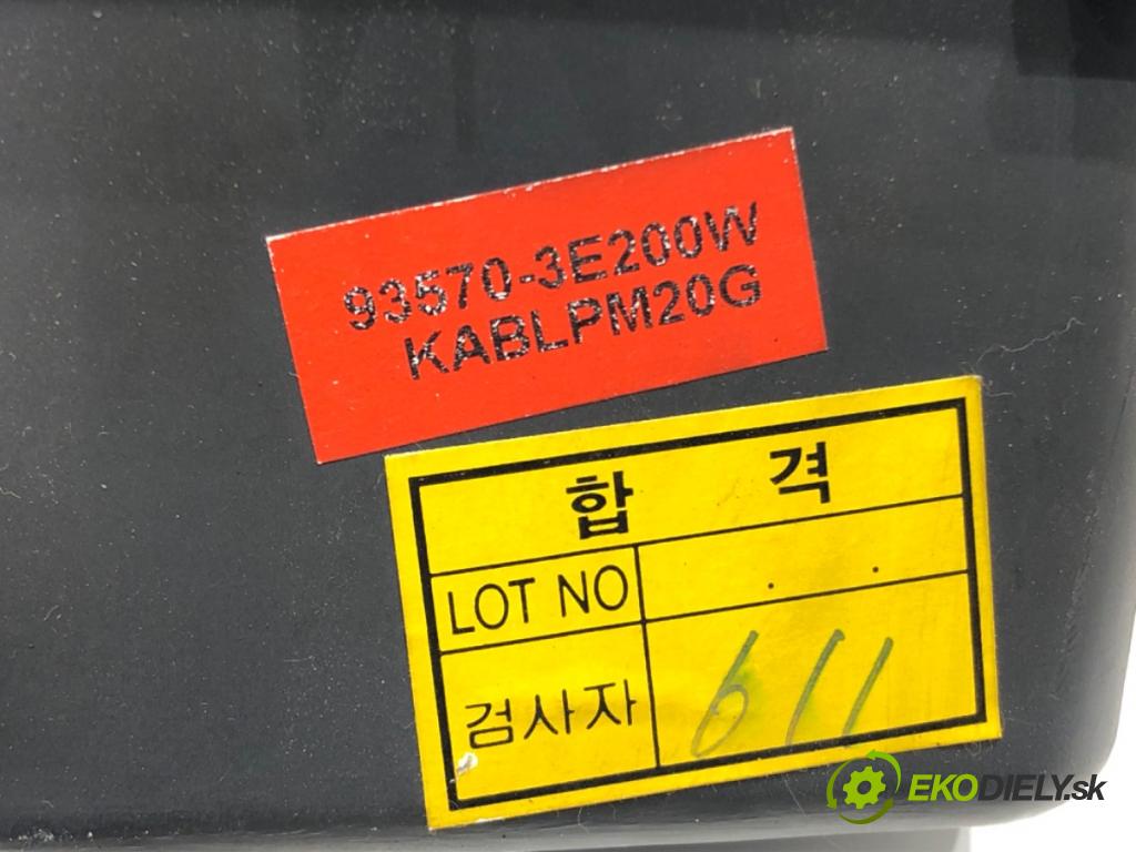 KIA SORENTO I (JC) 2002 - 2022    2.4 102 kW [139 KM] benzyna 2002 - 2022  Prepínač okien 93570-3E200W (Prepínač/spínač/tlačidlo a ovládač kúrenia)