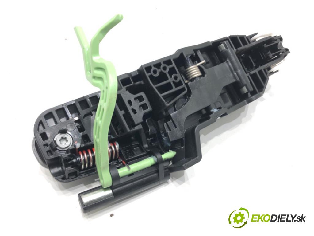 TOYOTA COROLLA liftback (_E21_) 2018 - 2022    2.0 Hybrid (MZEH12) 135 kW [184 KM] Hybryda silnik benzynowy / elektryczny 2021 - 2022  Kľučka vonkajšia pravy zad
