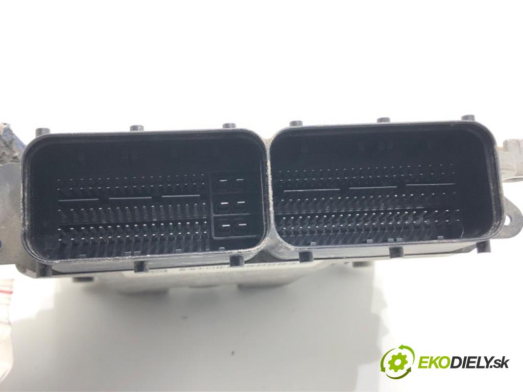 FIAT TIPO Kombi (356_) 2016 - 2022    1.6 D (356WXG1B) 88 kW [120 KM] olej napędowy 2016 - 2022  riadiaca jednotka Motor 55265162 0281031204 (Riadiaca jednotka)