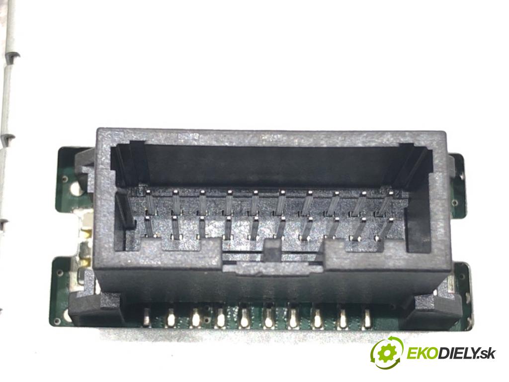 FIAT TIPO Kombi (356_) 2016 - 2022    1.6 D (356WXG1B) 88 kW [120 KM] olej napędowy 2016 - 2022  Menič XENON 147000026800 (Riadiaca jednotka xenónu)