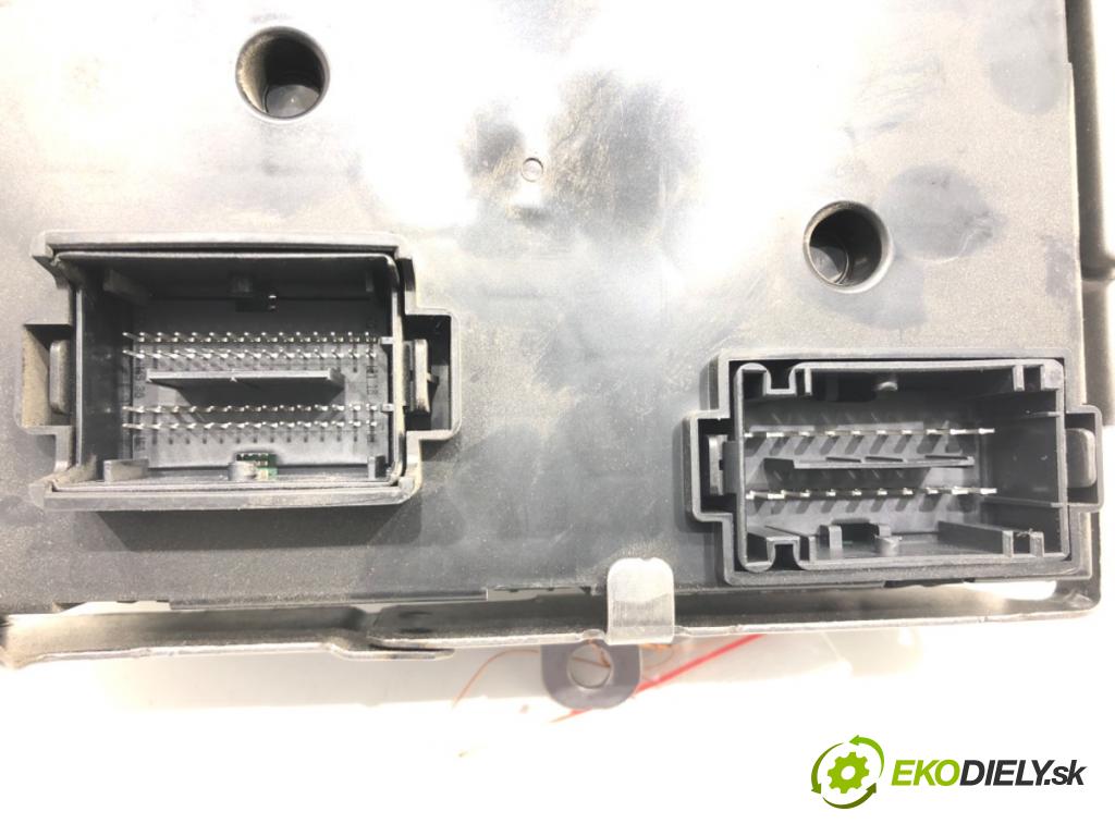 FIAT TIPO Kombi (356_) 2016 - 2022    1.6 D (356WXG1B) 88 kW [120 KM] olej napędowy 2016 - 2022  modul BSI 00521007580 (Pojistkové skříňky)