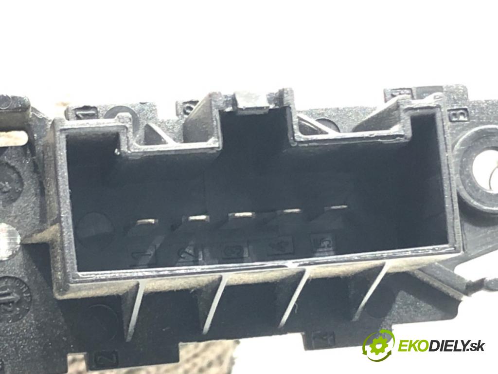 CITROEN JUMPY (VF7) 2007 - 2016    2.0 HDi 165 120 kW [163 KM] olej napędowy 2010 - 2016  odpor rezistor topení vzduchu  (Odpory topení)