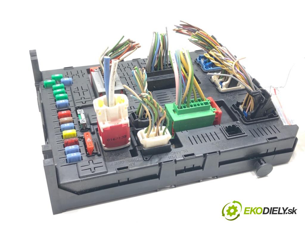 CITROEN JUMPY (VF7) 2007 - 2016    2.0 HDi 165 120 kW [163 KM] olej napędowy 2010 - 2016  modul BSI 9678477180 (Pojistkové skříňky)