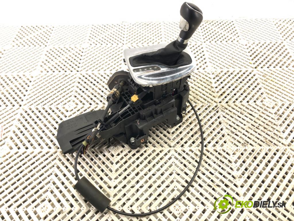 OPEL INSIGNIA A (G09) 2008 - 2017    2.0 CDTI (68) 118 kW [160 KM] olej napędowy 2008 - 2017  Kulisa 13269698 (Rýchlostná páka (kulisa))