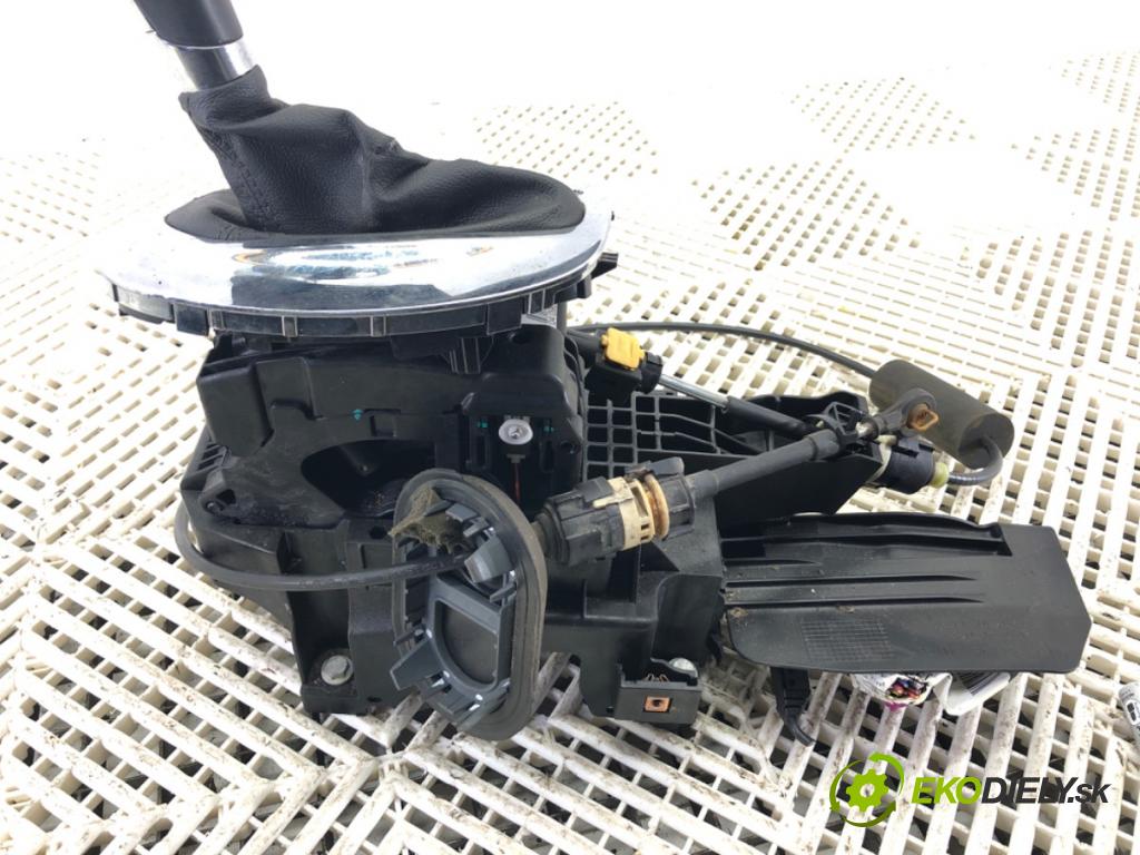 OPEL INSIGNIA A (G09) 2008 - 2017    2.0 CDTI (68) 118 kW [160 KM] olej napędowy 2008 - 2017  Kulisa 13269698 (Rýchlostná páka (kulisa))