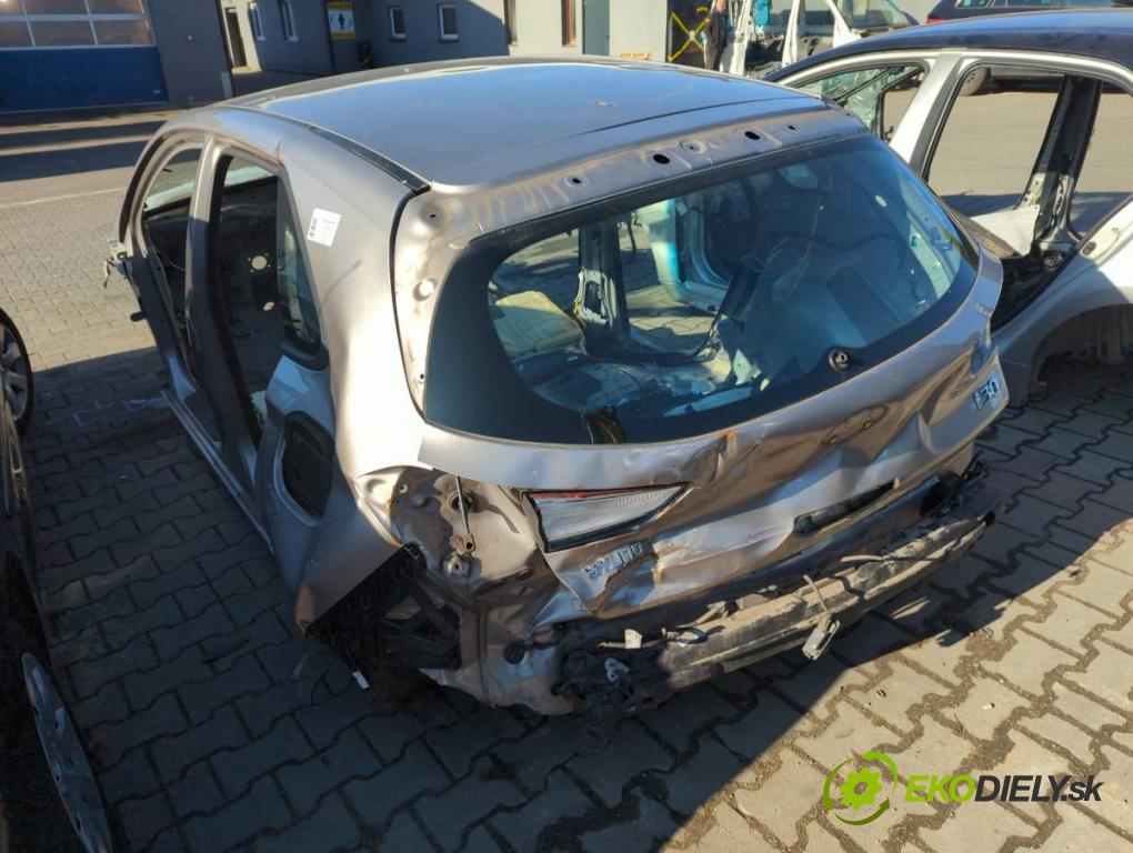 HYUNDAI i30 (PDE, PD, PDEN) 2016 - 2022    1.4 MPI 74 kW [100 KM] benzyna 2016 - 2022  KAROSERIA ČTVRŤÁK blatník zadní část levý pravý práh střecha PODŁUŻNICA levý pravý
