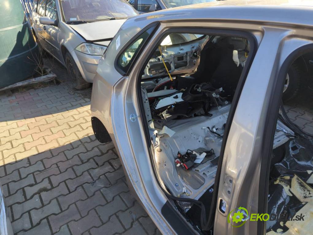 HYUNDAI i30 (PDE, PD, PDEN) 2016 - 2022    1.4 MPI 74 kW [100 KM] benzyna 2016 - 2022  KAROSERIA ČTVRŤÁK blatník zadní část levý pravý práh střecha PODŁUŻNICA levý pravý