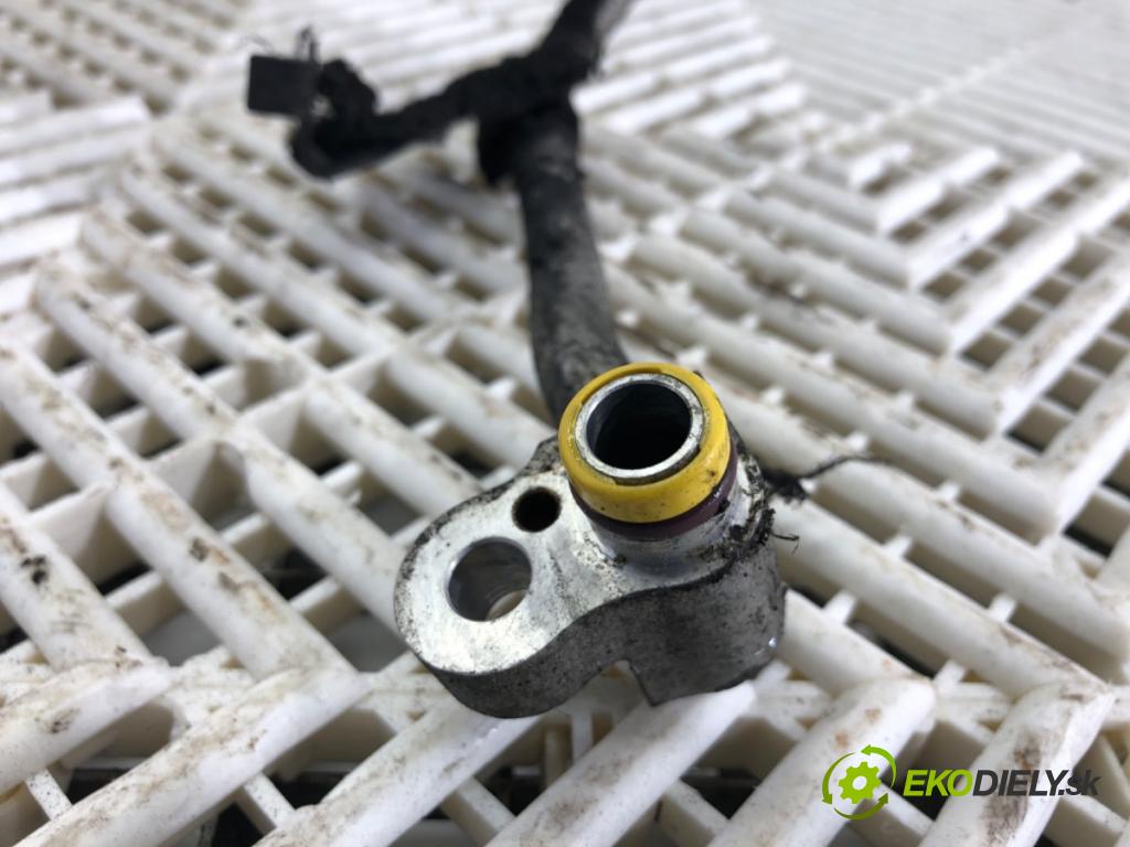 BMW 1 (E87) 2003 - 2013    120 i 110 kW [150 KM] benzyna 2004 - 2007  rúrka klimatizácie  (Rúrka klimatizácie)