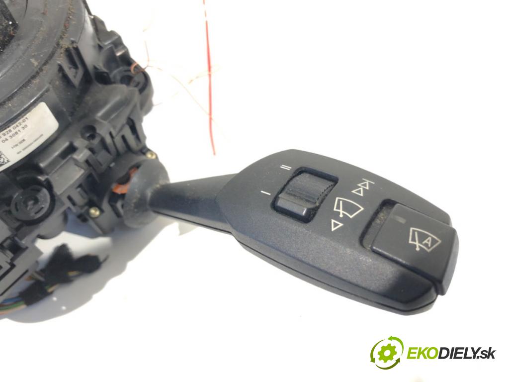 BMW 1 (E87) 2003 - 2013    120 i 110 kW [150 KM] benzyna 2004 - 2007  Prepínač kombinovaný 6928042 (Prepínač/spínač/tlačidlo a ovládač kúrenia)