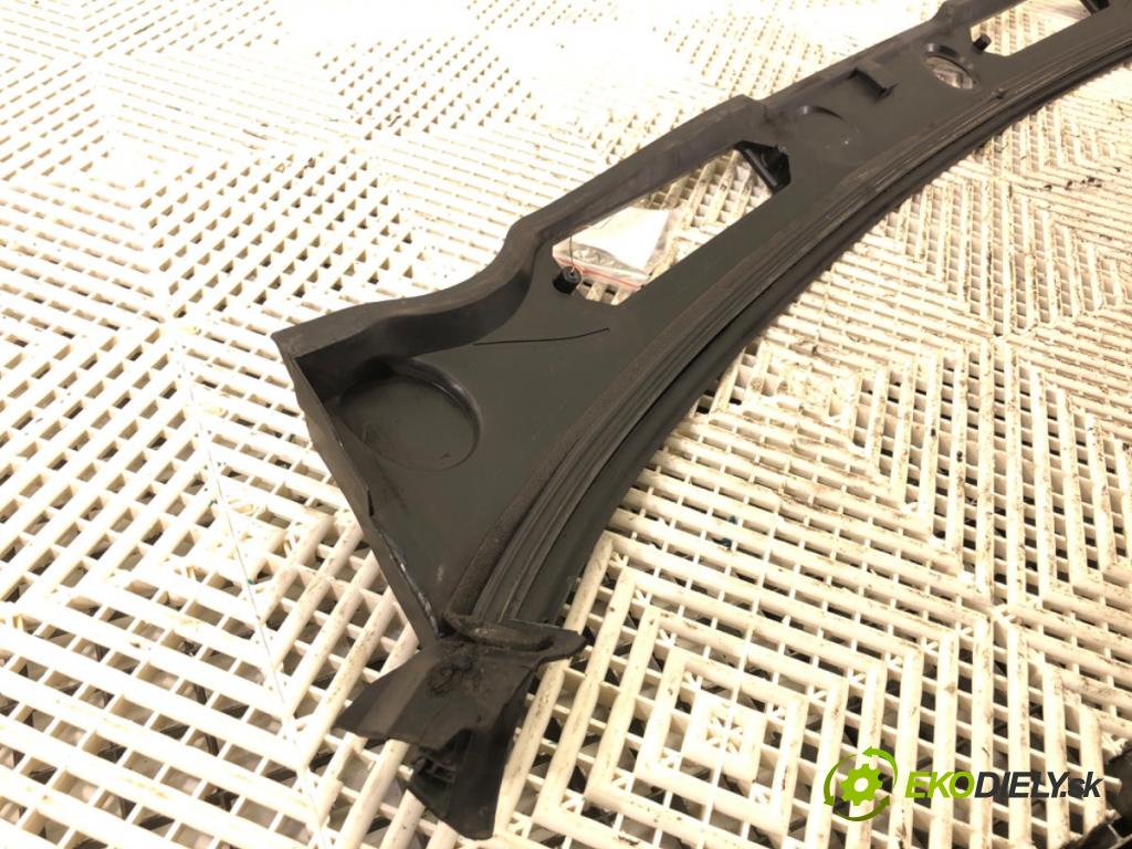 BMW 1 (E87) 2003 - 2013    120 i 110 kW [150 KM] benzyna 2004 - 2007  Torpédo, plast pod čelné okno 57550913 (Torpédo)