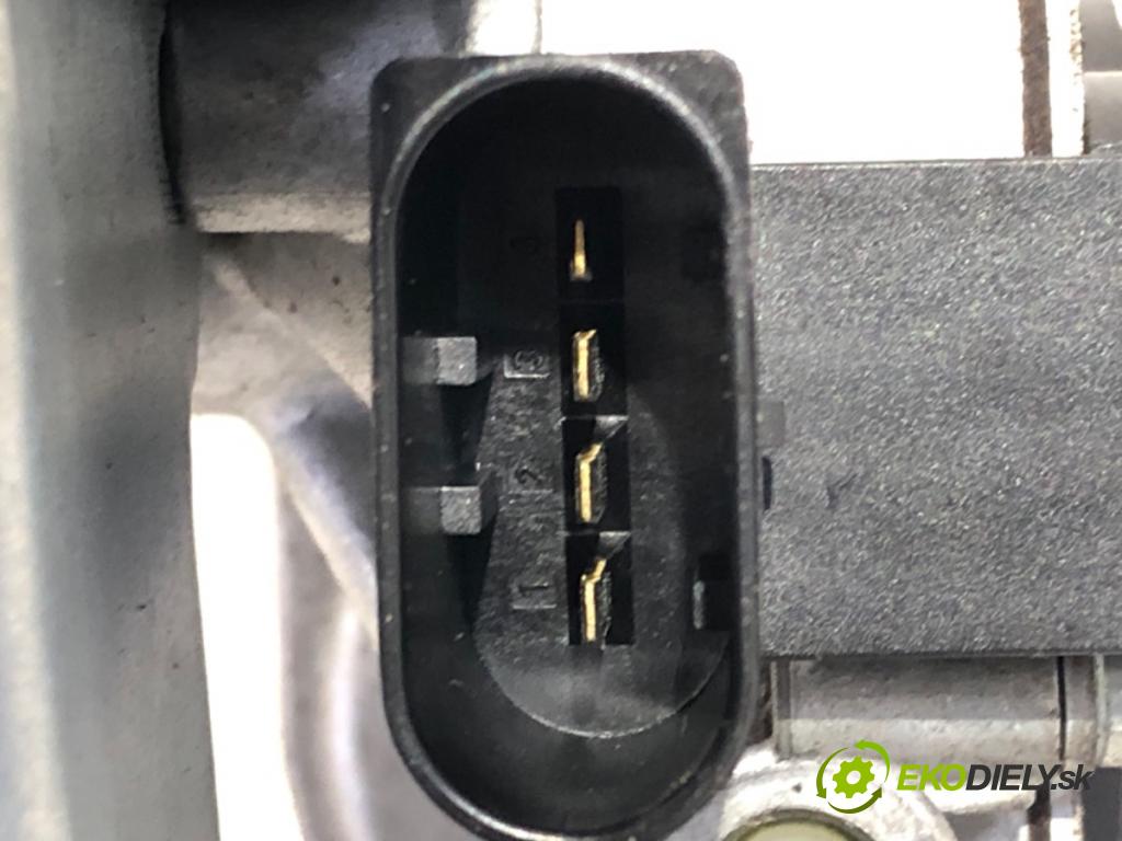 BMW 1 (E87) 2003 - 2013    120 i 110 kW [150 KM] benzyna 2004 - 2007  Mechanizmus stieračov predný 6925706 (Motorček stieračov predné)