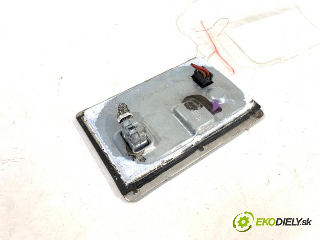 BMW 1 (E87) 2003 - 2013    120 i 110 kW [150 KM] benzyna 2004 - 2007  Menič XENON 89035113 (Riadiaca jednotka xenónu)