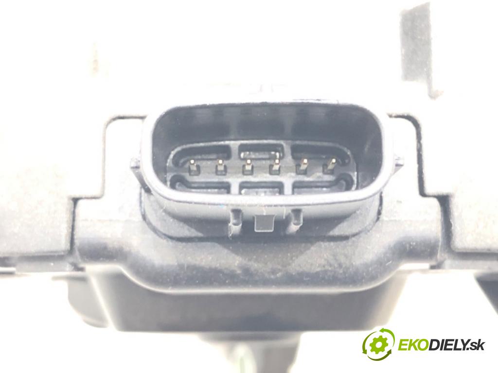 TOYOTA COROLLA liftback (_E21_) 2018 - 2022    2.0 Hybrid (MZEH12) 135 kW [184 KM] Hybryda silnik benzynowy / elektryczny 2021 - 2022  Potenciometer plynu 78110-02210 (Pedál)