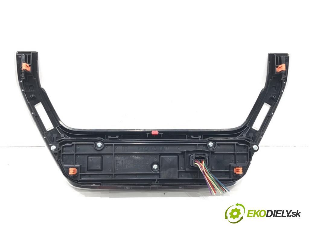 TOYOTA COROLLA liftback (_E21_) 2018 - 2022    2.0 Hybrid (MZEH12) 135 kW [184 KM] Hybryda silnik benzynowy / elektryczny 2021 - 2022  Panel ovládania kúrenia 55900-02E10 (Prepínač/spínač/tlačidlo a ovládač kúrenia)