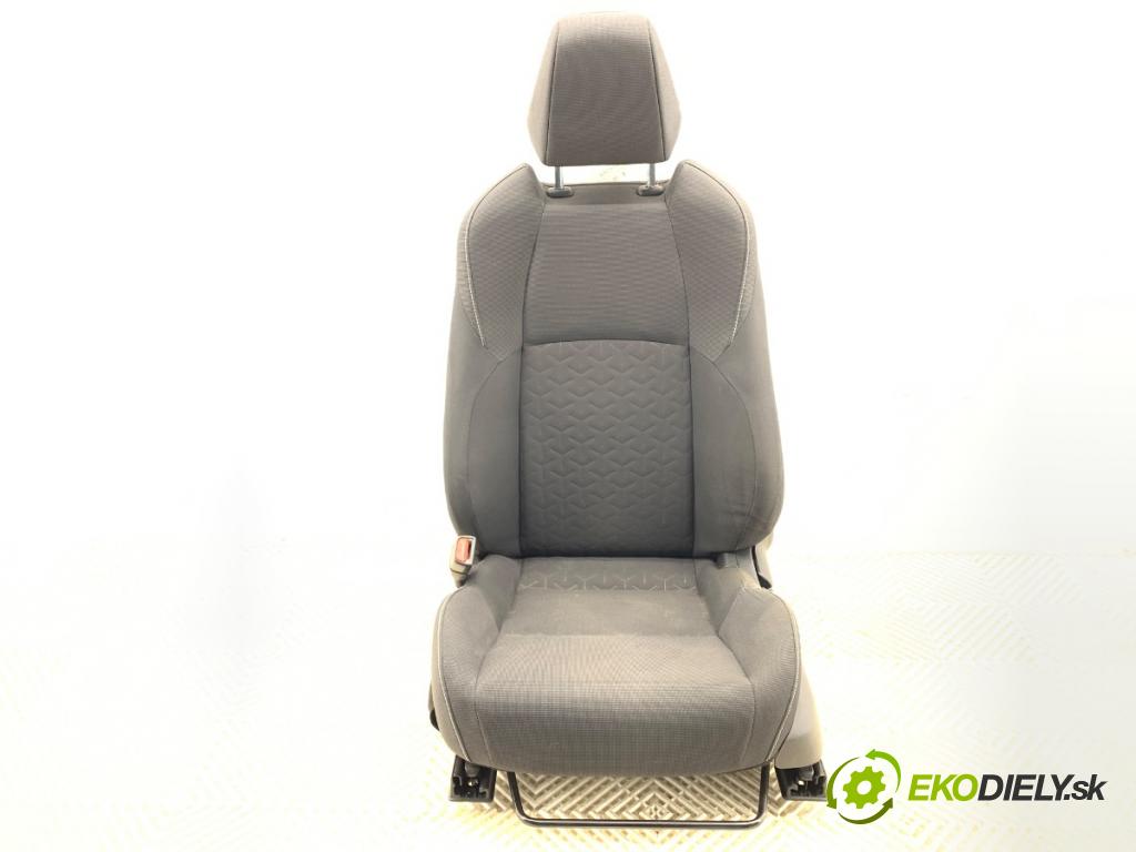 TOYOTA COROLLA liftback (_E21_) 2018 - 2022    2.0 Hybrid (MZEH12) 135 kW [184 KM] Hybryda silnik benzynowy / elektryczny 2021 - 2022  Sedadlo ľavy predný 