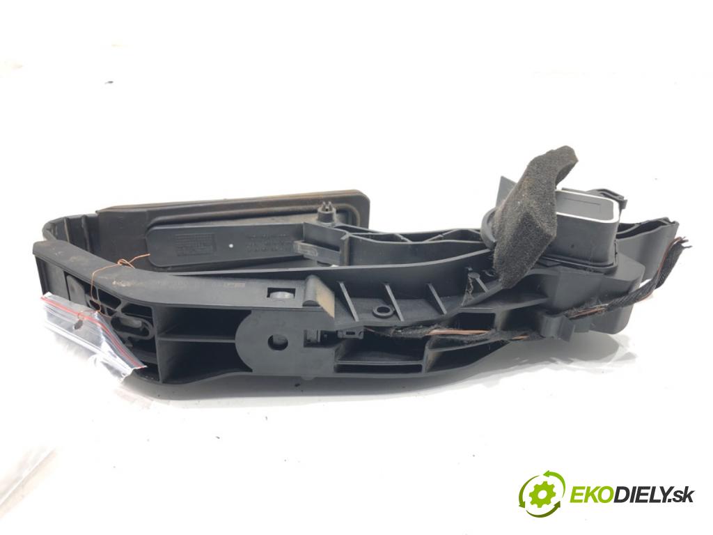 MERCEDES-BENZ KLASA C (W203) 2000 - 2007    C 200 Kompressor (203.042) 120 kW [163 KM] benzyna 2002 - 2007  Potenciometer plynu 2033010001 (Pedál)