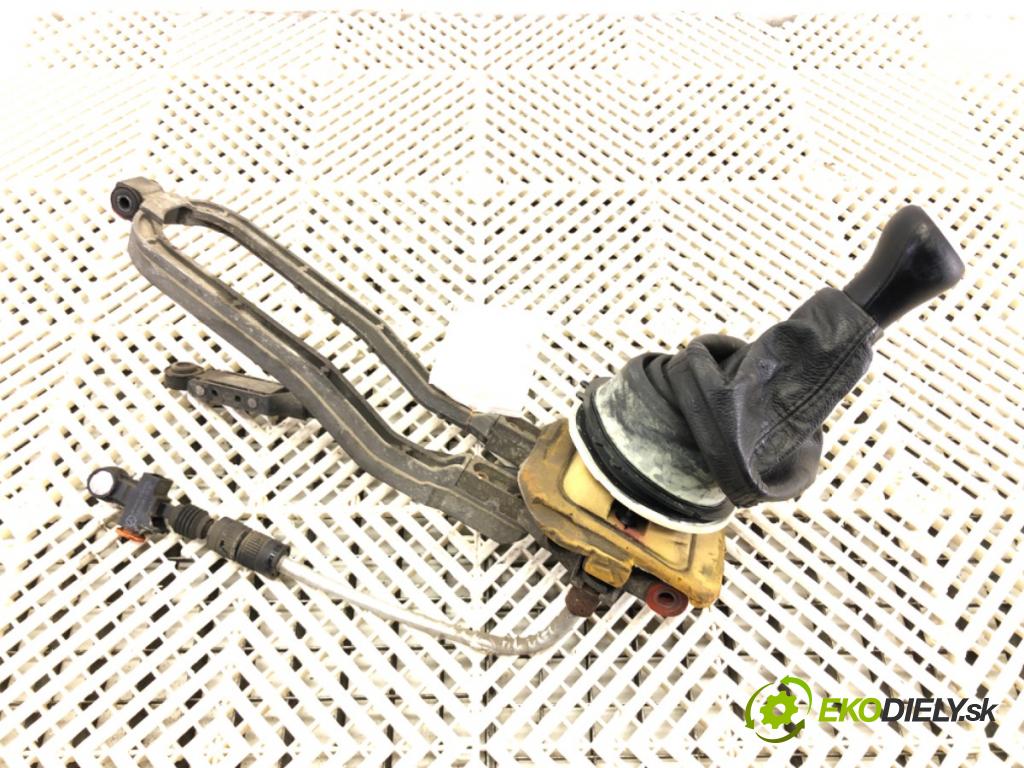 MERCEDES-BENZ KLASA C (W203) 2000 - 2007    C 200 Kompressor (203.042) 120 kW [163 KM] benzyna 2002 - 2007  Kulisa  (Rýchlostná páka (kulisa))