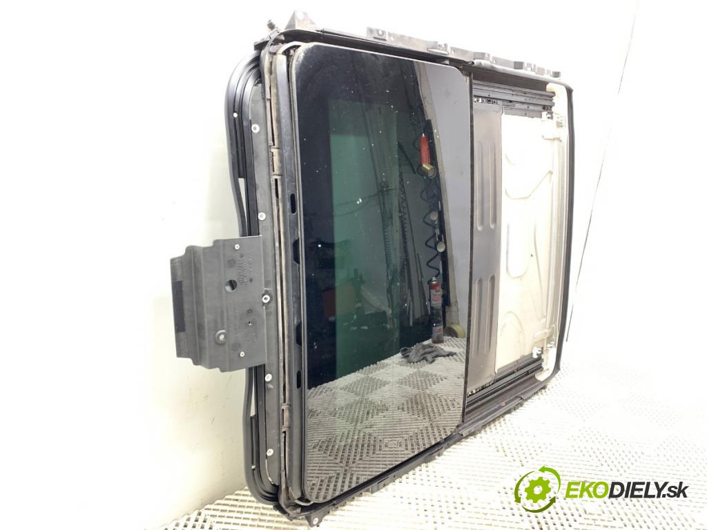 BMW 5 Touring (E39) 1996 - 2004    530 d 135 kW [184 KM] olej napędowy 1998 - 2000  střešní okno 8381480 (Okna karoserie)