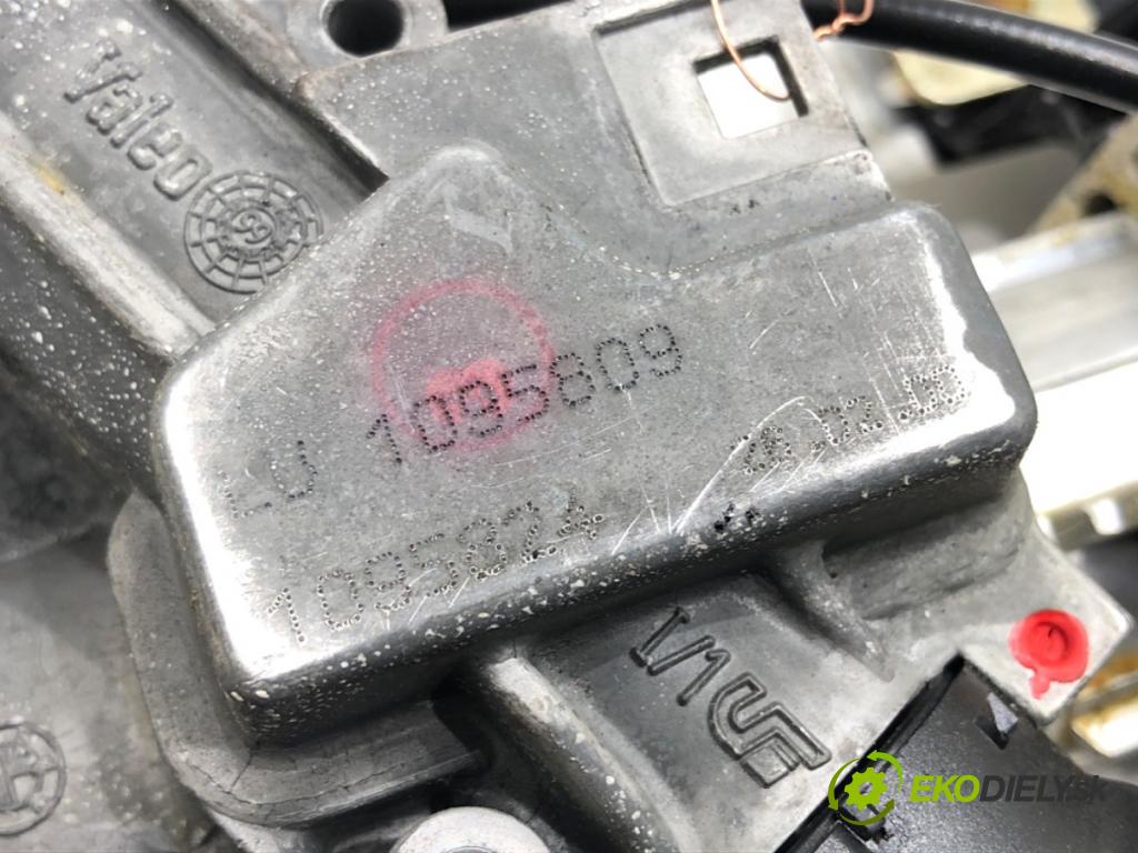 BMW 5 Touring (E39) 1996 - 2004    530 d 135 kW [184 KM] olej napędowy 1998 - 2000  spinačka 1095824 (Spínacia skrinka a kľúč)