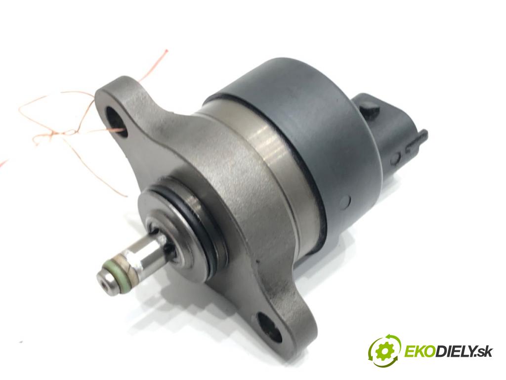 BMW 5 Touring (E39) 1996 - 2004    530 d 135 kW [184 KM] olej napędowy 1998 - 2000  Regulátor tlaku paliva 0281002287 (Ostatné)