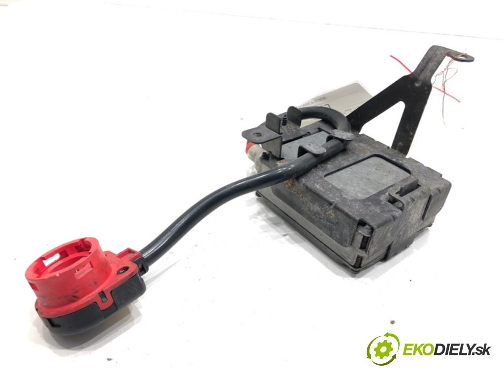 BMW 5 Touring (E39) 1996 - 2004    530 d 135 kW [184 KM] olej napędowy 1998 - 2000  Menič XENON 5DV007760-29 (Riadiaca jednotka xenónu)