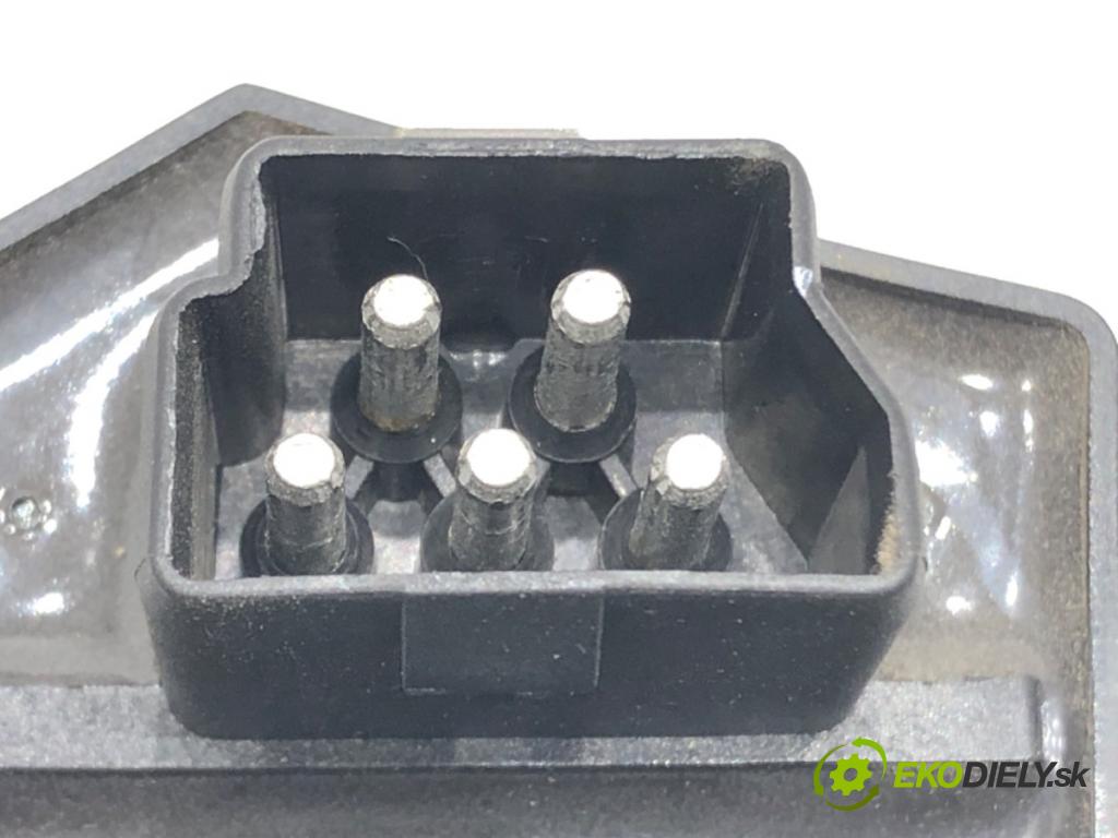 BMW 5 Touring (E39) 1996 - 2004    530 d 135 kW [184 KM] olej napędowy 1998 - 2000  odpor rezistor topení vzduchu 6923204 (Odpory topení)