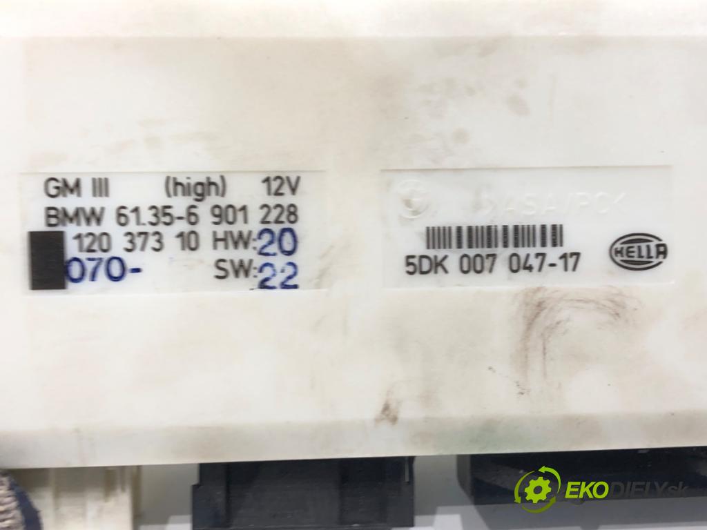 BMW 5 Touring (E39) 1996 - 2004    530 d 135 kW [184 KM] olej napędowy 1998 - 2000  Modul komfortu 6901228 (Modul komfortu)