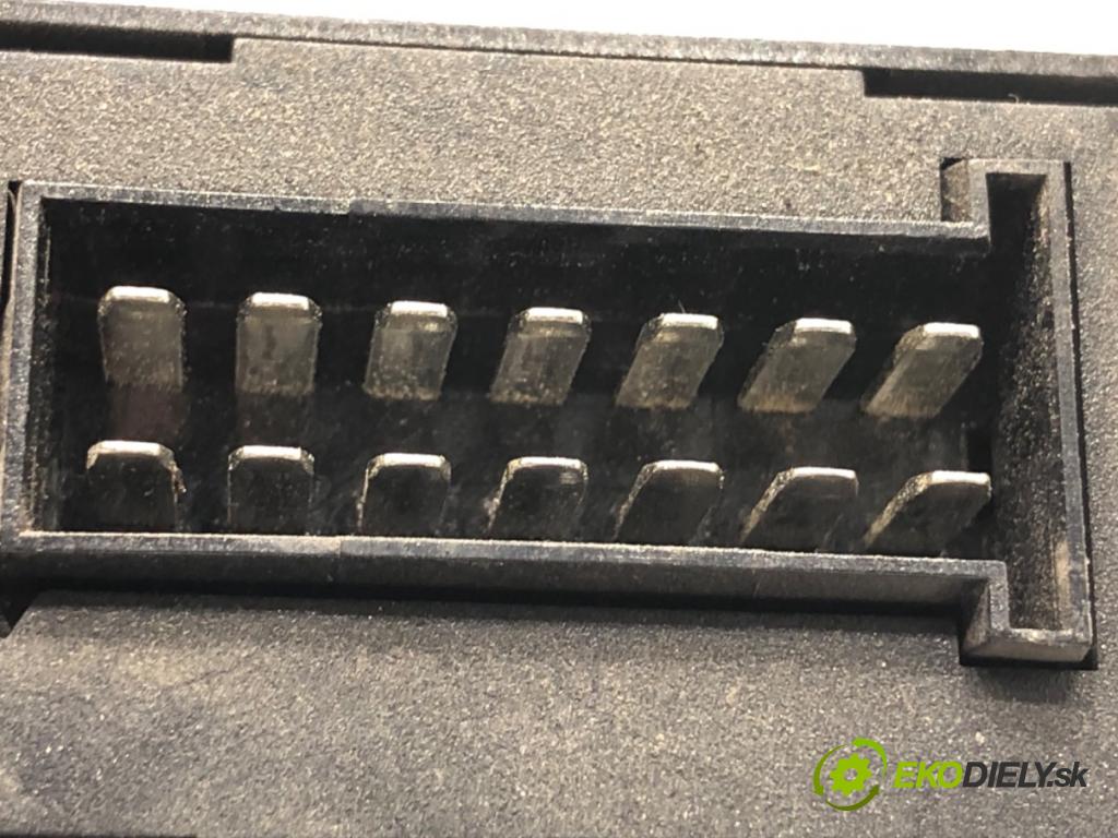 RENAULT KOLEOS I (HY_) 2008 - 2022    2.0 dCi 4x4 (HY0B) 127 kW [173 KM] olej napędowy 2008 - 2022  Modul ťažného oka 10R-023766 (Ostatné)